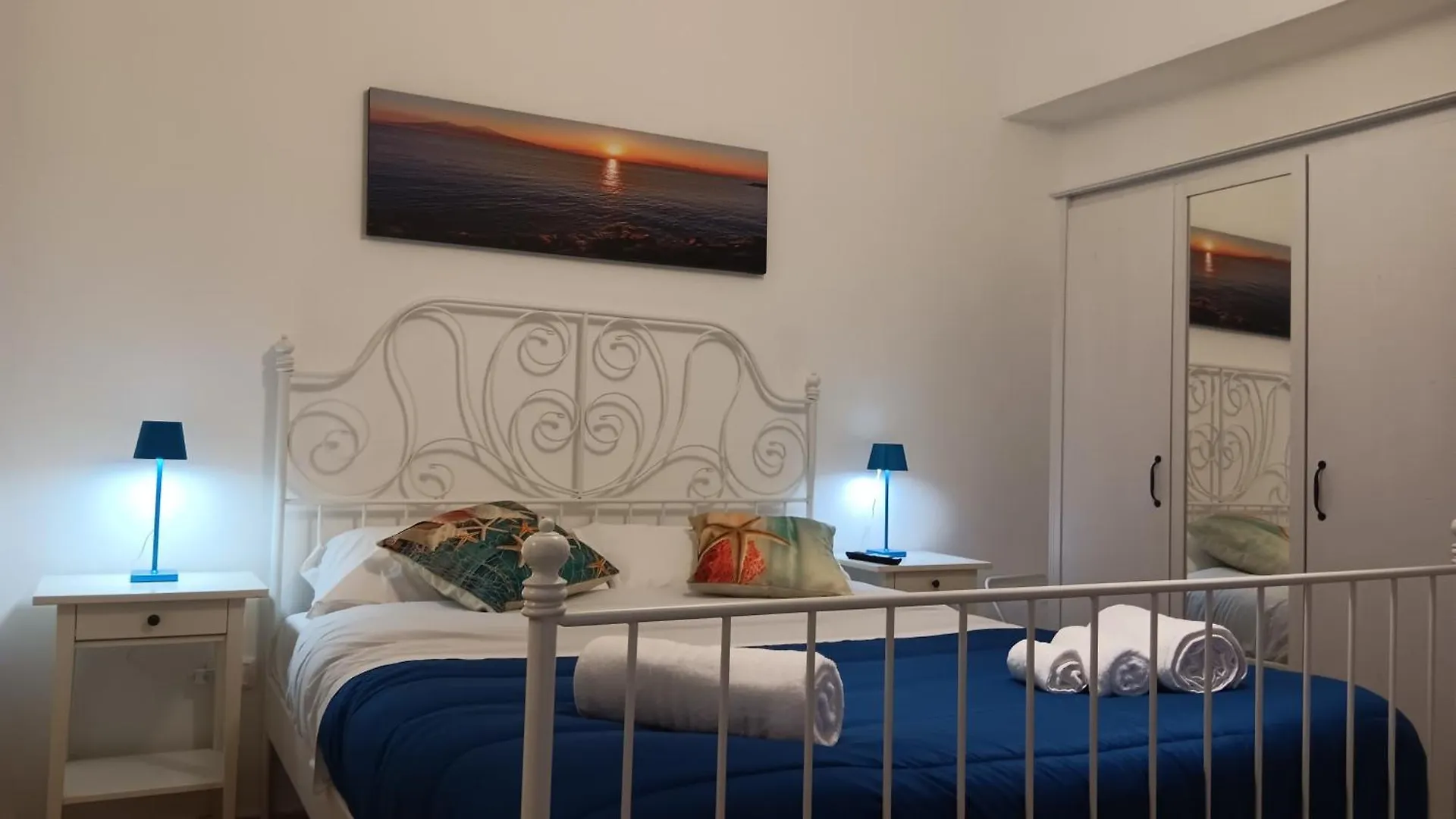 Dimora Danicla Apartment Naples Italy